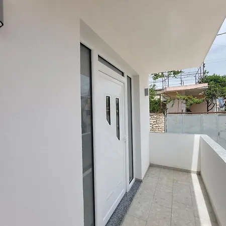 Luxury Studio's J&m *