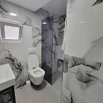 Luxury Studio's J&m Villa