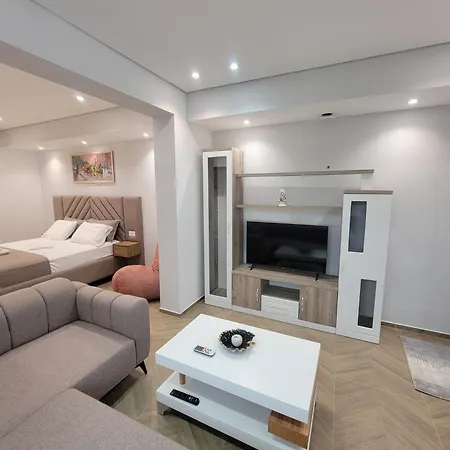 Luxury Studio's J&m Villa *