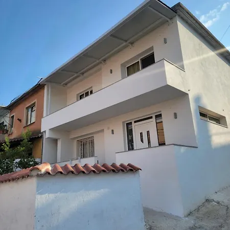 Luxury Studio's J&m Saranda