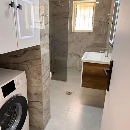Вилла Luxury Studio's J&m