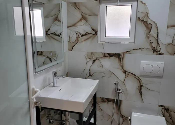 Luxury Studio's J&m Sarandë